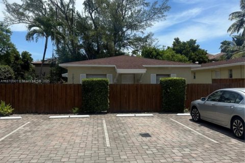 Apartamento en alquiler en Fort Lauderdale, Florida, 1 dormitorio, 55.74 m2 № 1895526 - foto 11