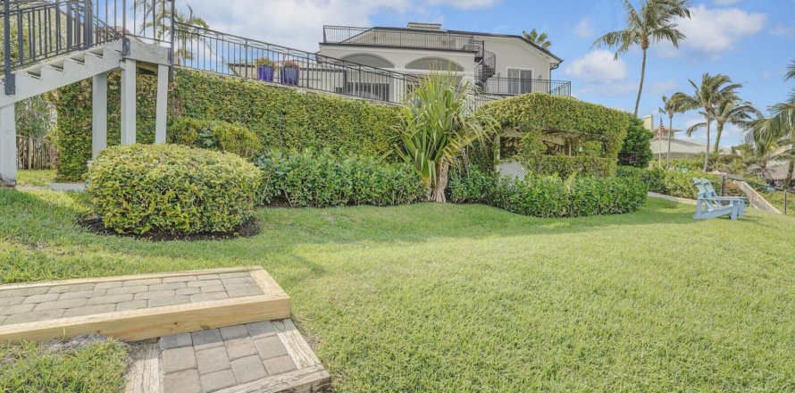 Casa en Jupiter, Florida 4 dormitorios, 421.96 m2 № 1077578