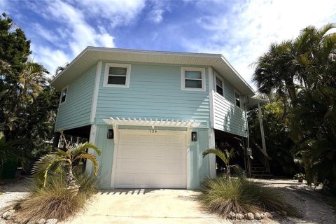 Villa ou maison à louer à Anna Maria, Floride: 3 chambres, 111.67 m2 № 2405159 - photo 2