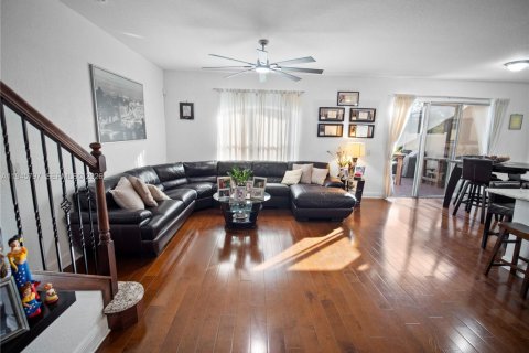 Купить виллу или дом в Орландо, Флорида 4 спальни, № 2061821 - фото 4