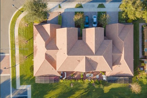 Купить виллу или дом в Орландо, Флорида 4 спальни, № 2061821 - фото 2