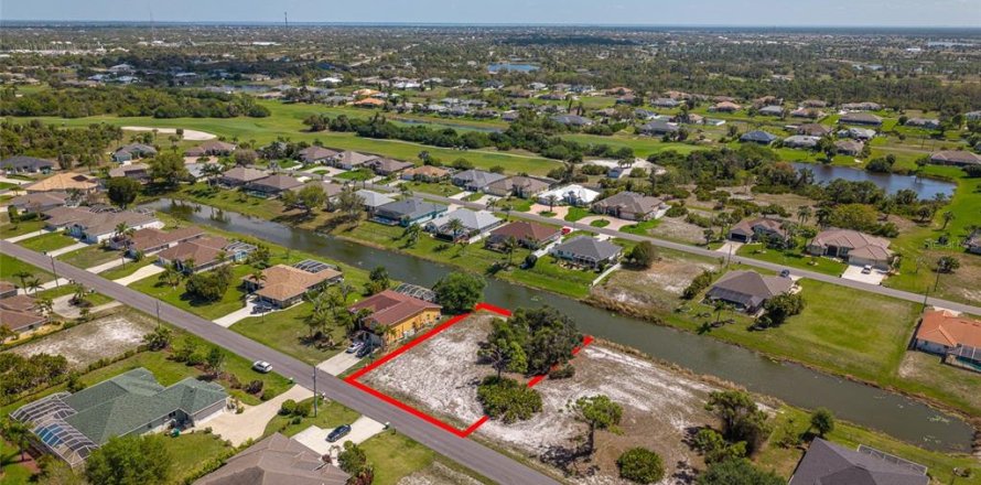 Land in Rotonda, Florida № 2229072