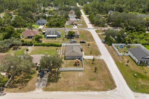 House in DeLand, Florida 3 bedrooms, 132.39 sq.m. № 1873892 - photo 29
