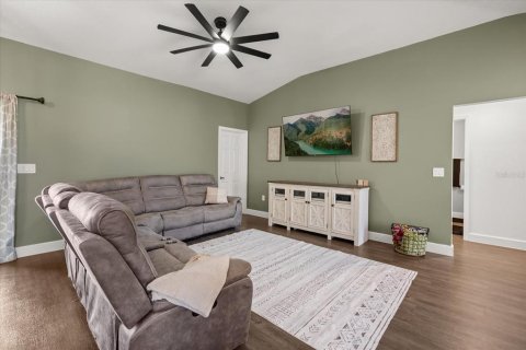 House in DeLand, Florida 3 bedrooms, 132.39 sq.m. № 1873892 - photo 5