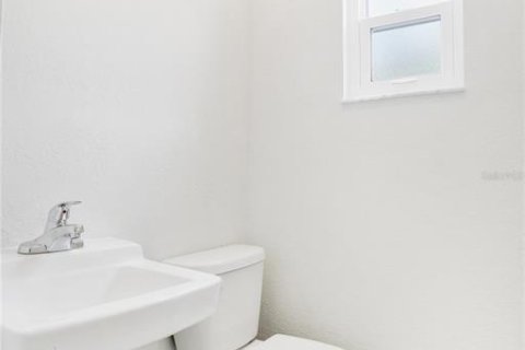 Купить коммерческую недвижимость в Спринг-Хилл, Флорида 290.04м2, № 1411350 - фото 18