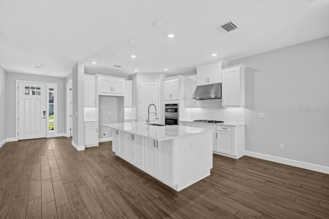Villa ou maison à vendre à Odessa, Floride: 5 chambres, 296.45 m2 № 2418392 - photo 9