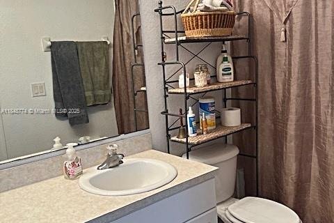 House in Lehigh Acres, Florida 3 bedrooms № 1850457 - photo 6