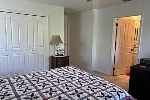 House in Lehigh Acres, Florida 3 bedrooms № 1850457 - photo 14