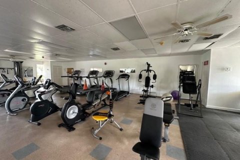 Condo in Miami, Florida, 1 bedroom № 1888356 - photo 23