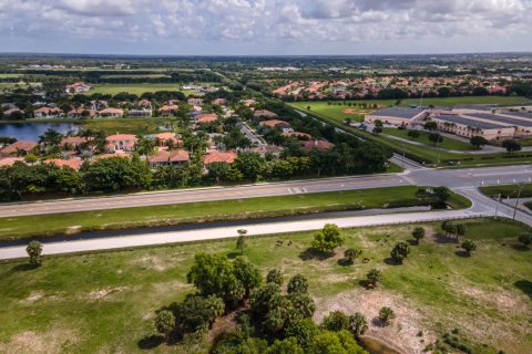 Land in Wellington, Florida № 924506 - photo 1