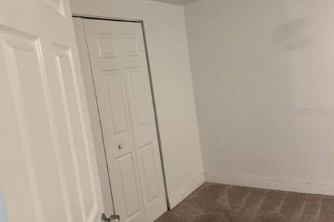 Villa ou maison à louer à Tampa, Floride: 2 chambres, 139.35 m2 № 2133264 - photo 18