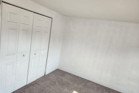 Villa ou maison à louer à Tampa, Floride: 2 chambres, 139.35 m2 № 2133264 - photo 17