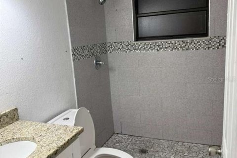 Villa ou maison à louer à Tampa, Floride: 2 chambres, 139.35 m2 № 2133264 - photo 24