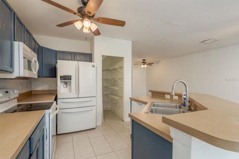 Townhouse in Riverview, Florida 3 bedrooms, 146.6 sq.m. № 1803946 - photo 17