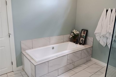 Casa en venta en Bradenton, Florida, 3 dormitorios, 139.35 m2 № 1618504 - foto 12