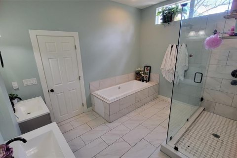 Casa en venta en Bradenton, Florida, 3 dormitorios, 139.35 m2 № 1618504 - foto 11