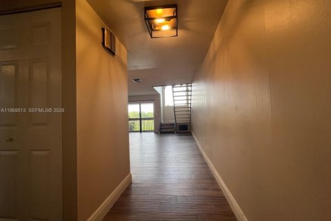 Снять в аренду кондоминиум в Майами, Флорида 2 спальни, 141.21м2, № 2030732 - фото 16