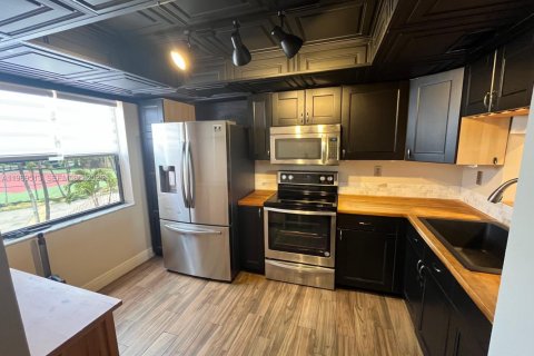 Снять в аренду кондоминиум в Майами, Флорида 2 спальни, 141.21м2, № 2030732 - фото 4