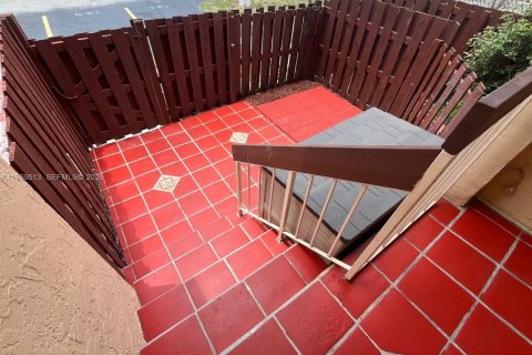 Снять в аренду кондоминиум в Майами, Флорида 2 спальни, 141.21м2, № 2030732 - фото 20