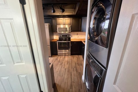 Снять в аренду кондоминиум в Майами, Флорида 2 спальни, 141.21м2, № 2030732 - фото 7