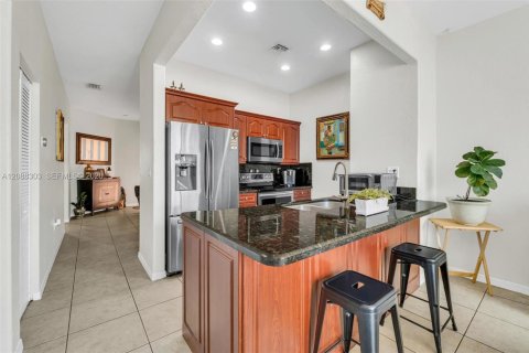 Купить таунхаус в Хомстед, Флорида 3 спальни, 112.97м2, № 2363667 - фото 18