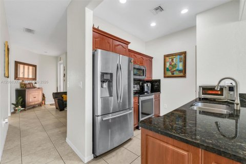 Купить таунхаус в Хомстед, Флорида 3 спальни, 112.97м2, № 2363667 - фото 14