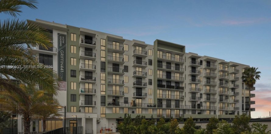 Appartement à Davie, Floride 2 chambres, 91.88 m2 № 2180837