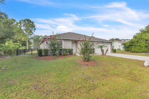 House in Palm Coast, Florida 3 bedrooms, 144.18 sq.m. № 2259427 - photo 24