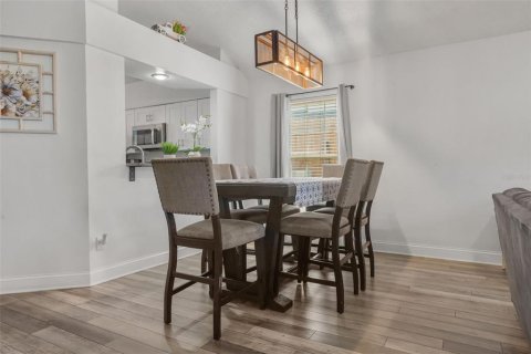 Купить виллу или дом в Орландо, Флорида 8 комнат, 144м2, № 2229525 - фото 13
