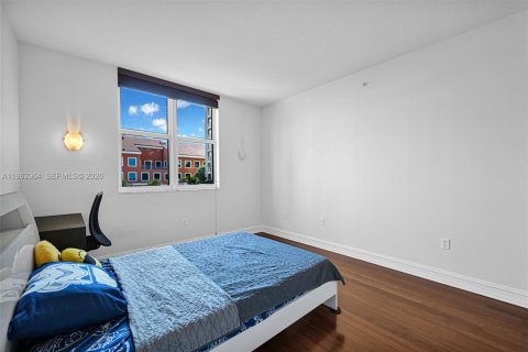 Condo in Coral Gables, Florida, 2 bedrooms  № 2027172 - photo 28