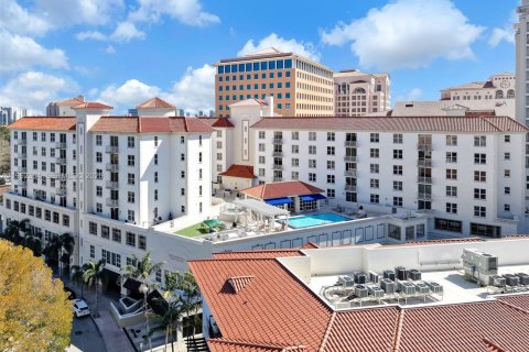 Condo in Coral Gables, Florida, 2 bedrooms  № 2027172 - photo 5