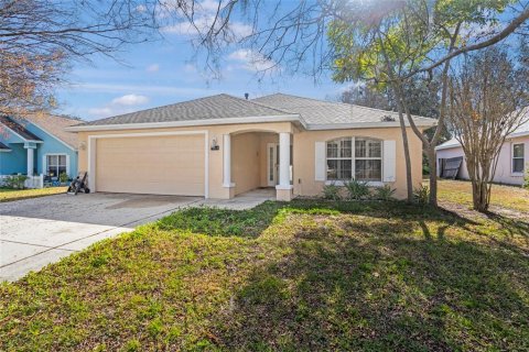 Casa en Leesburg, Florida 2 dormitorios, 117.24 m2 № 2219579
