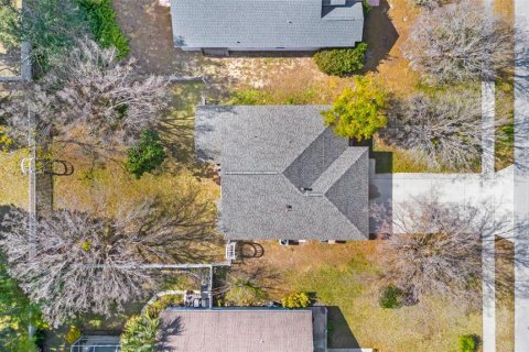 House in Leesburg, Florida 2 bedrooms, 117.24 sq.m. № 2219579 - photo 5