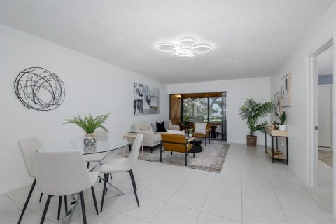 Condo in Safety Harbor, Florida, 2 bedrooms  № 1824579 - photo 19