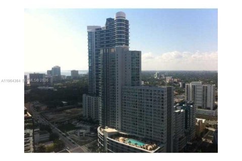 Condo in Miami, Florida, 1 bedroom  № 2026680