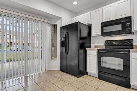 Townhouse in Riverview, Florida 2 bedrooms, 129.13 sq.m. № 1521786 - photo 10