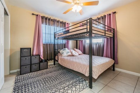House in Largo, Florida 2 bedrooms, 74.14 sq.m. № 1876759 - photo 19