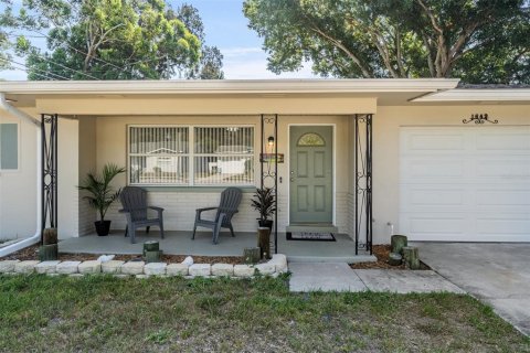 House in Largo, Florida 2 bedrooms, 74.14 sq.m. № 1876759 - photo 2
