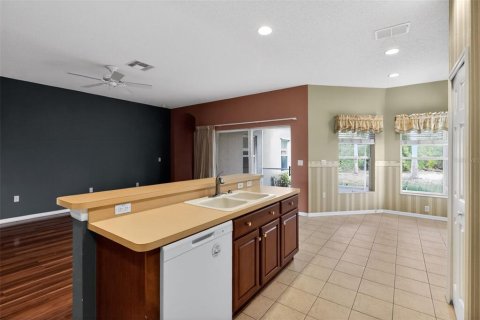 Villa ou maison à vendre à Holiday, Floride: 2 chambres, 144.46 m2 № 2204572 - photo 14