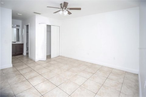 Condo in Kissimmee, Florida, 3 bedrooms  № 2143280 - photo 10