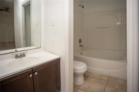 Condo in Kissimmee, Florida, 3 bedrooms  № 2143280 - photo 11