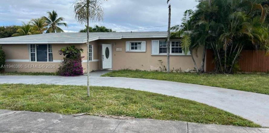 Villa ou maison à Miami, Floride 3 chambres, 127.28 m2 № 1998283