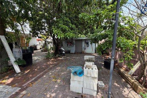 Villa ou maison à vendre à Hialeah, Floride: 4 chambres, 66.89 m2 № 2147392 - photo 23