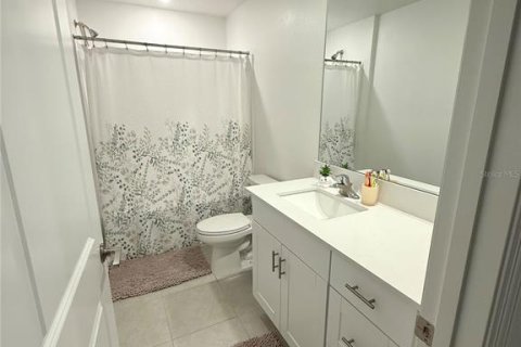 Adosado en alquiler en San Antonio, Florida, 3 dormitorios, 167.32 m2 № 1899397 - foto 17