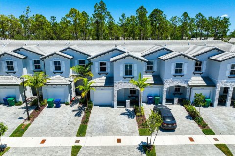 Таунхаус в Хомстед, Флорида 3 спальни, 169.73м2 № 2008912