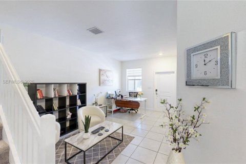 Купить таунхаус в Хомстед, Флорида 3 спальни, 169.73м2, № 2008912 - фото 15