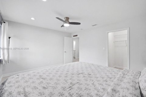 Casa en venta en Tamarac, Florida, 3 dormitorios, 220.92 m2 № 2300084 - foto 26