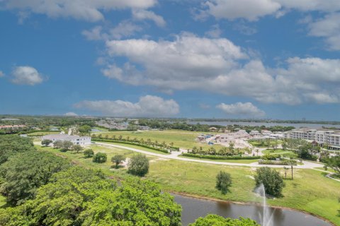 Condo in West Palm Beach, Florida, 3 bedrooms  № 2246330 - photo 9