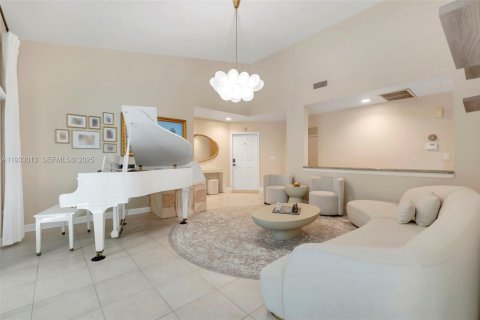 House in Weston, Florida 3 bedrooms, 177.81 sq.m. № 1991804 - photo 17