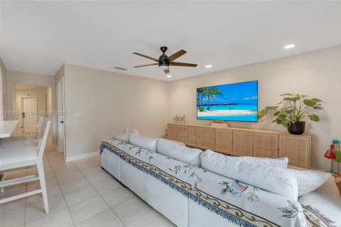 House in Weston, Florida 3 bedrooms, 177.81 sq.m. № 1991804 - photo 29